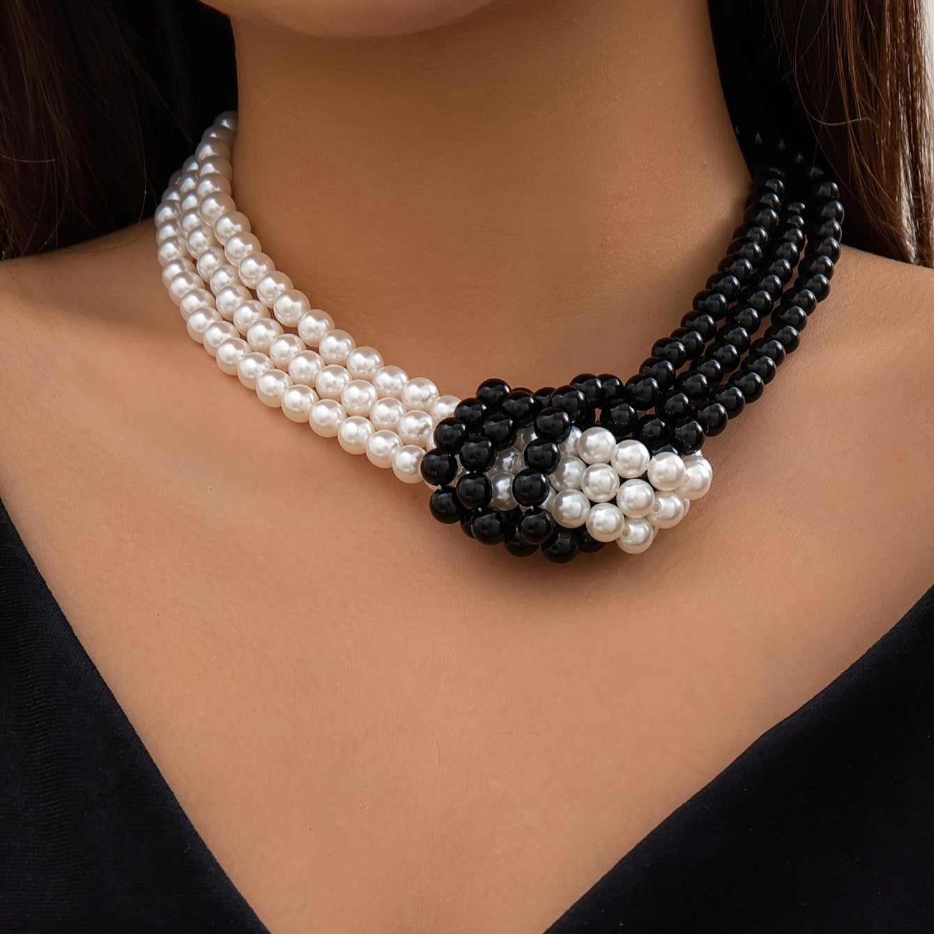 Women's Vintage French Layered choker Necklace with Imitation Imitation Pearl - Multi-Layer Minimalist Beaded Collar Chain for Daily Wear & Parties, Year-Round Elegant Gift Suitable for Weddings, Proms, Special Events