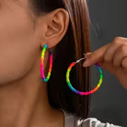 Retro Multicolored Woven Heart-Shaped Hoop Earrings with a Rainbow Pendant, Ideal for Fashion And Hip-Hop — view 1