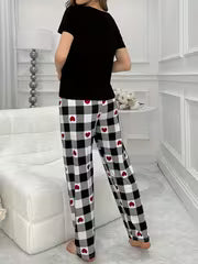 Women'S Heart Plaid Print Casual Pajama Set, Short Sleeve Round Neck Top And Pants, Comfortable Relaxed Fit — view 4