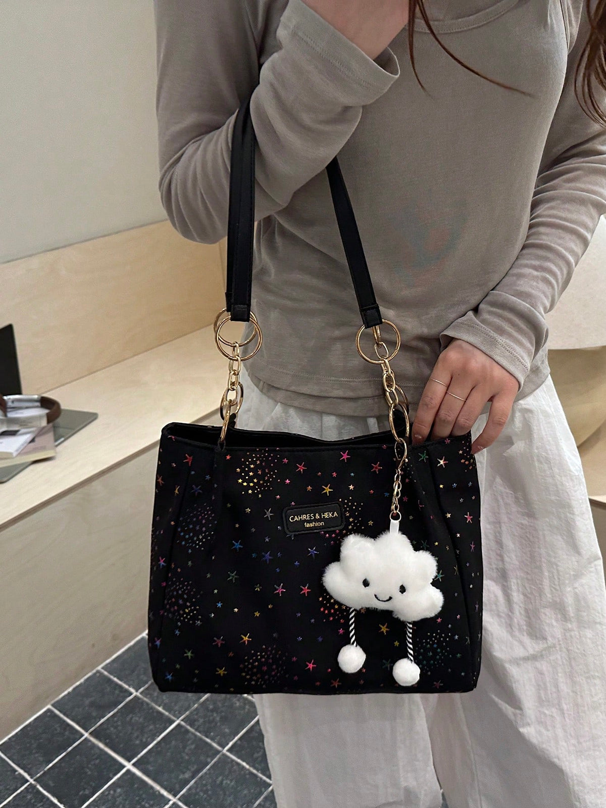 1pc Cloud Pendant Decor Colorful Star Pattern Polyester Fiber Large Capacity Zipper Fashion Shoulder Bag Suitable For Women's Daily Use