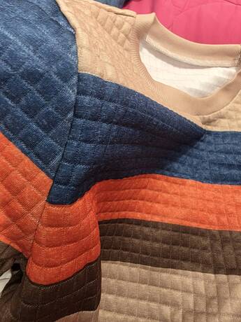 EMERY ROSE Women's Round Neck Colorblock Striped Sweatshirt,Winter Plaid Comfortable Long Sleeve Top With Curved — view 2
