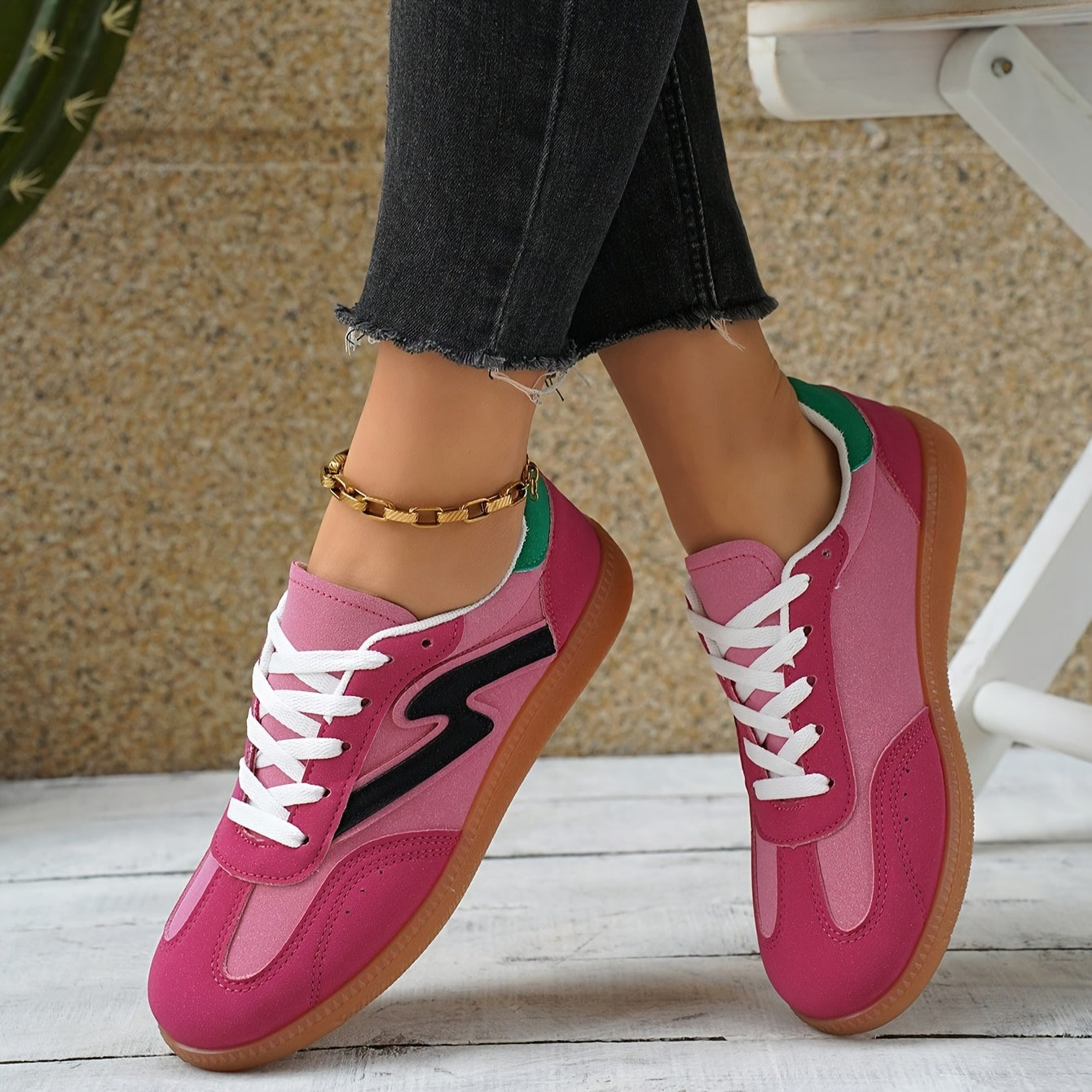 Sneakers, Women's Mules Sports Outdoor Shoes Women's Skateboard Shoes Casual Shoes Lightweight Fashionable Versatile Shoes Travel Daily Wearing Suitable for Four Seasons