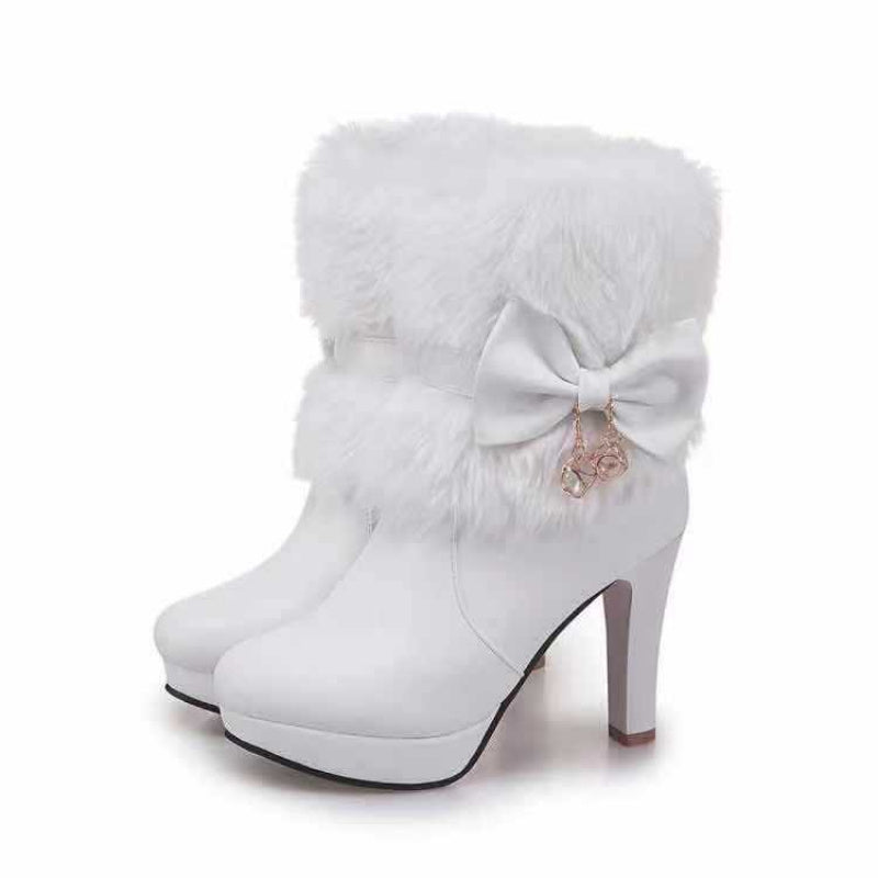 Ladies' Footwear