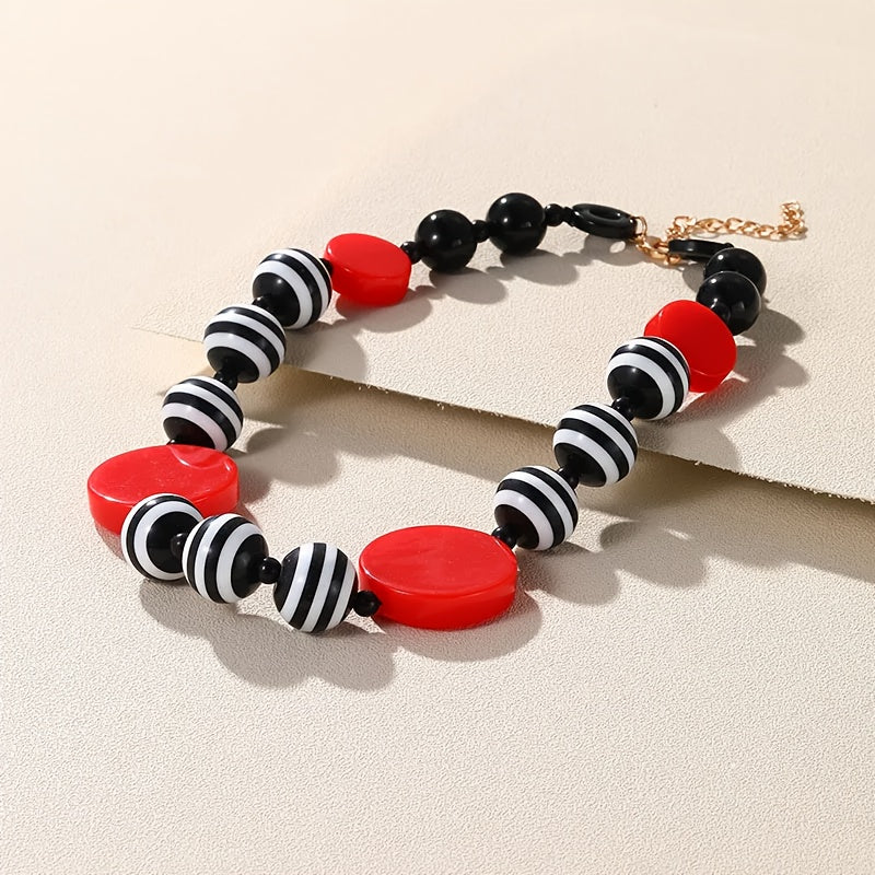 A New Stylish Women'S Choker Necklace Featuring Elegant Circular Designs, Made of Resin, Perfect As a Gift for Female Students And for Everyday Wear, Parties, Gatherings, Banquets, And Travel