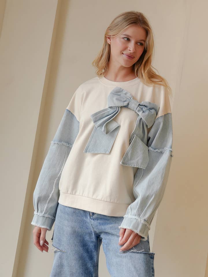 TR2027-04_Mineral Washed Denim Bow Sweatshirt Top