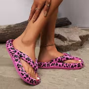 A Pair of Women'S Flip-Flops. Summer New Style Casual, Versatile, Comfortable, Soft, Silent, Anti-Slip Leopard — view 4