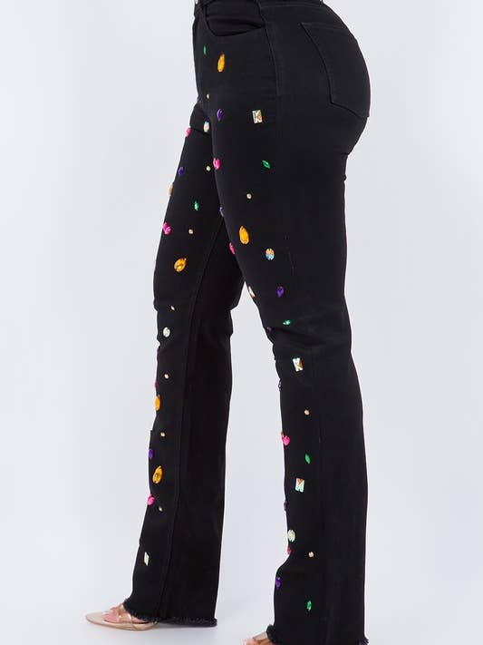 Jeans with Diamond Details in the Front