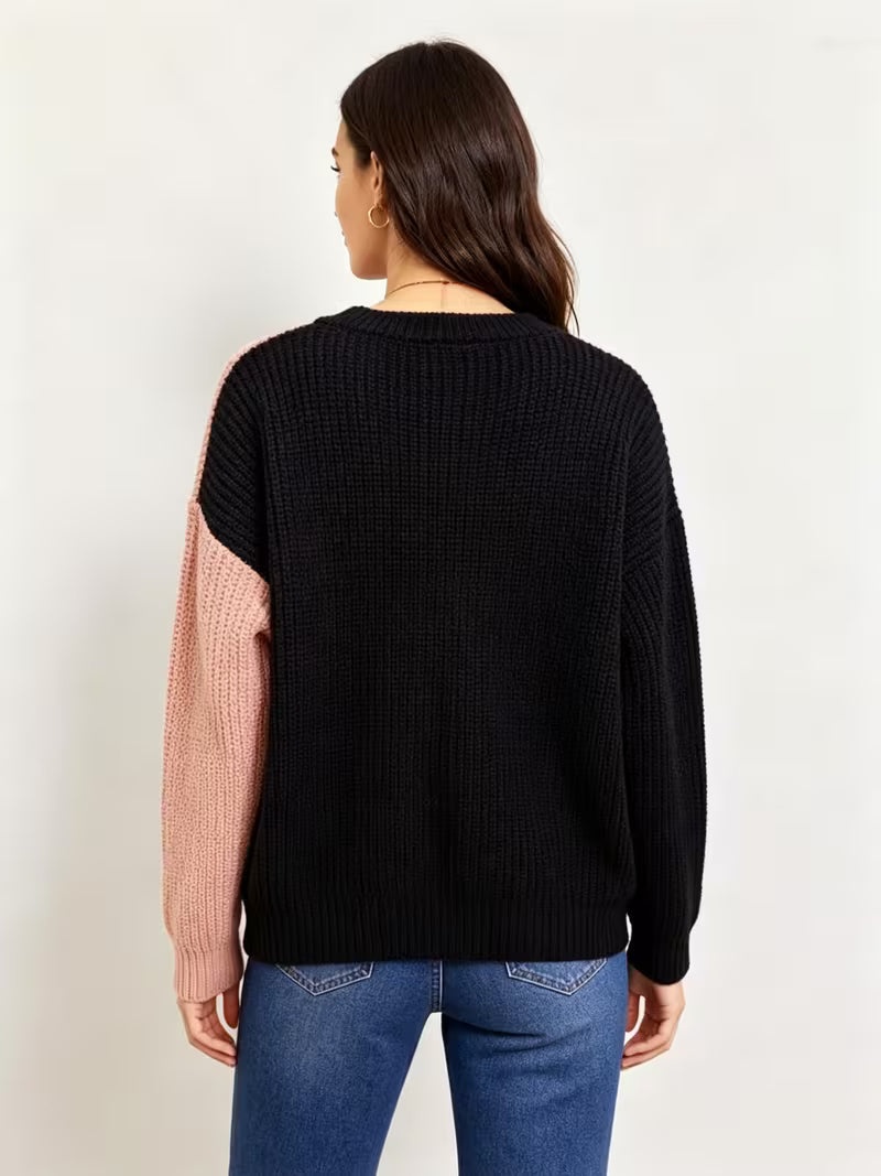 Women' Pink & Black Contrast Heart Jacquard Sweater - Loose Fit Round Neck Pullover, Soft Winter Sweater — view 6