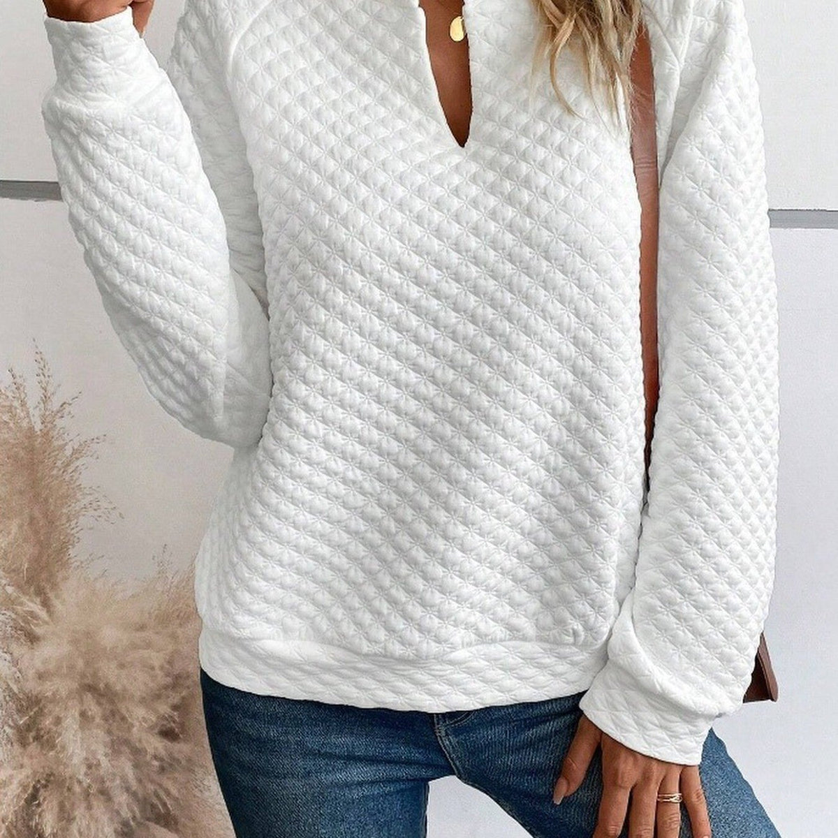 2026 Fall Women Textured Knit Top Long Sleeve Notch Neck