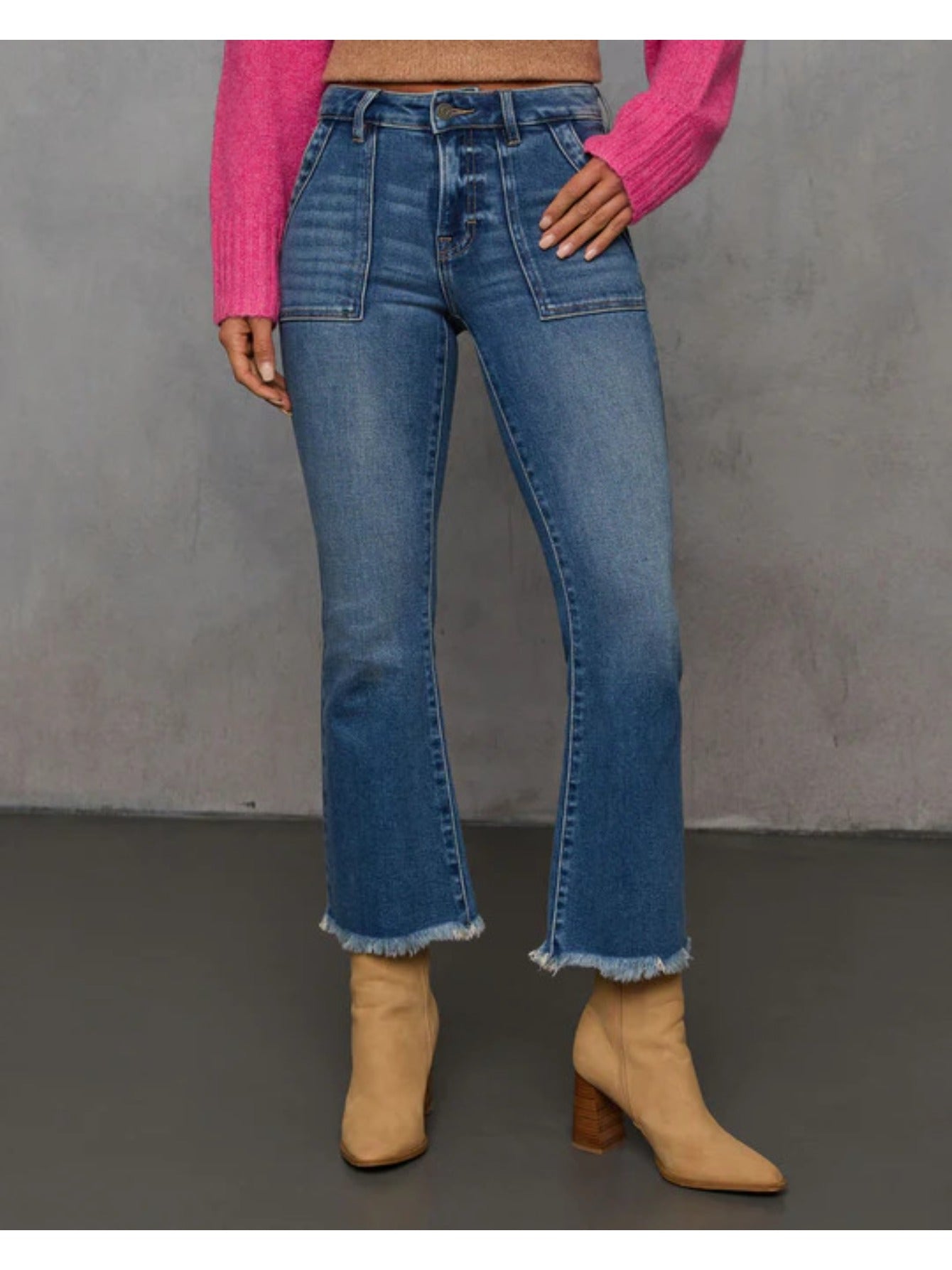 Women's Slim-Fit Distressed Frayed Hem Jeans - Mid-Rise Stretch Denim Pants with Frayed Hem & Button Closure, Wash Blue/Beige Tapered Leg, All-Season Casual Streetwear (No Belt Loops) - Vintage Look for Skinny Jeans