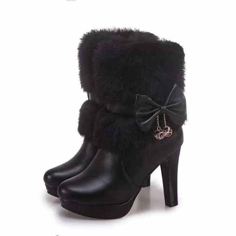 Ladies' Footwear